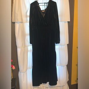 Knox Rose Velvet Maxi Dress
